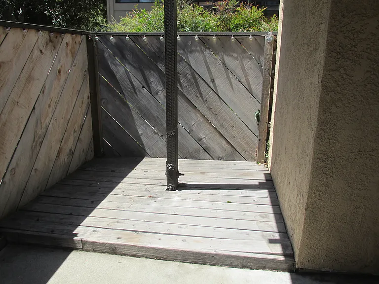 570 Peach St #26 — Photo 33