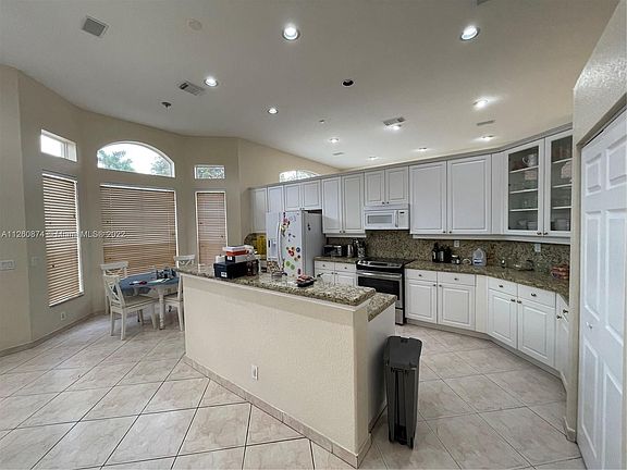 2nd image of 3252 SW 53rd St #3252