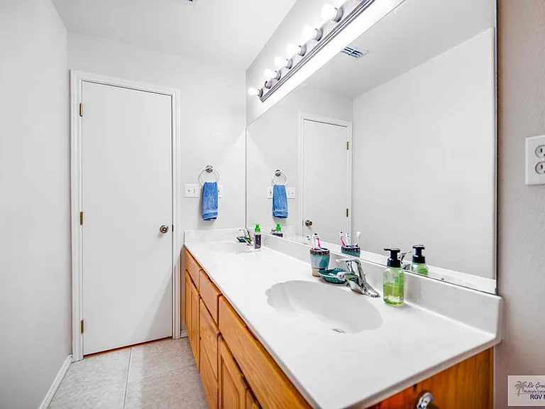 77 Santa Isabel Blvd #M-4 — Photo 21