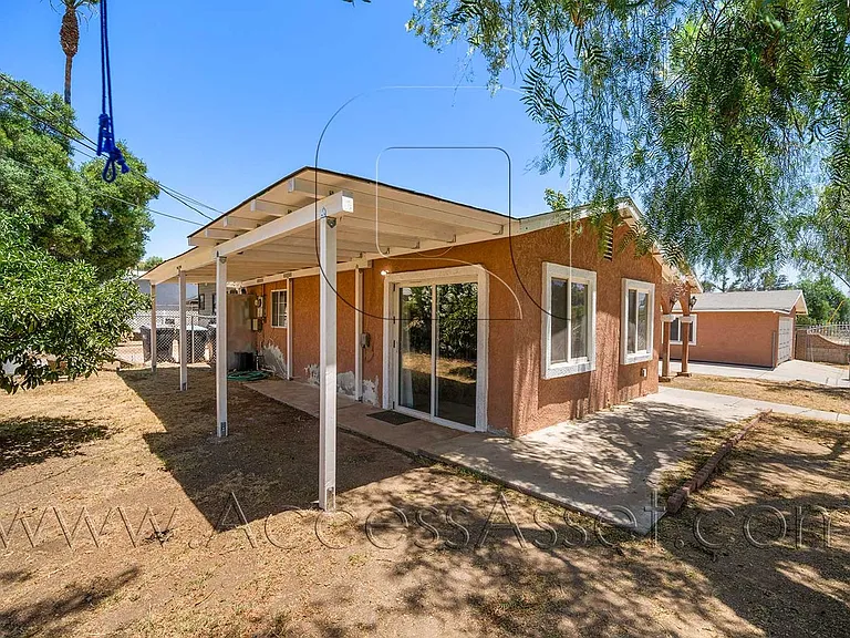 23865 Goetz Dr — Photo 20