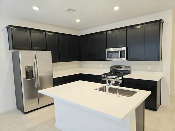 (undisclosed Address), Henderson, NV 89015