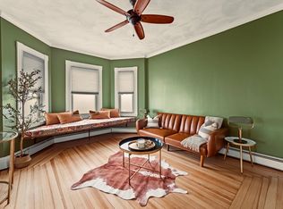 7 English St #3, Salem, MA 01970