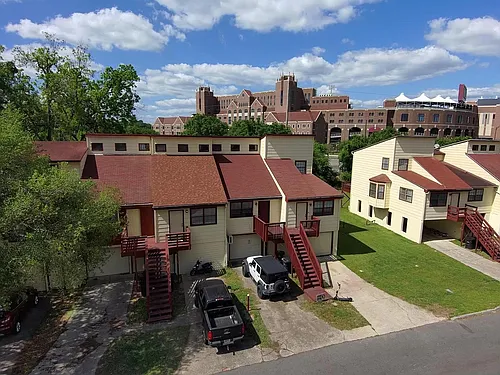 1332 Warrior Way #B Photo 1