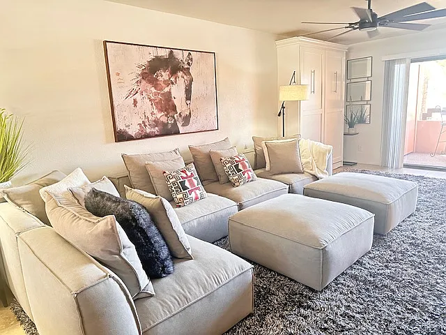 1 bed, 850 sqft, $2,200 — Photo 1