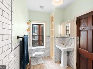 1241 N Hollywood St, Philadelphia, PA 19121