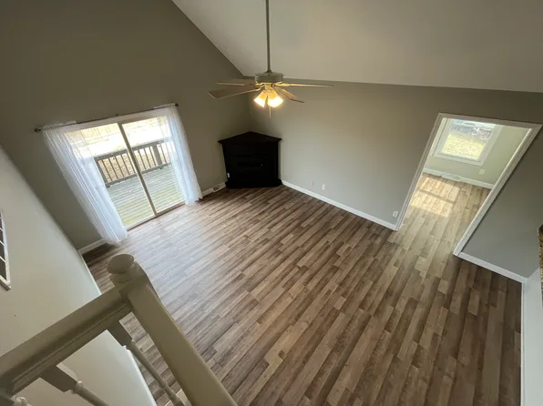 15B Dawson Cir #B, Riverton, IL 62561