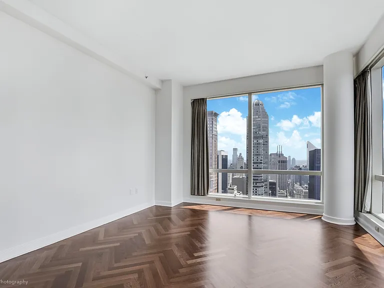 230 W 56th St #67B — Photo 12
