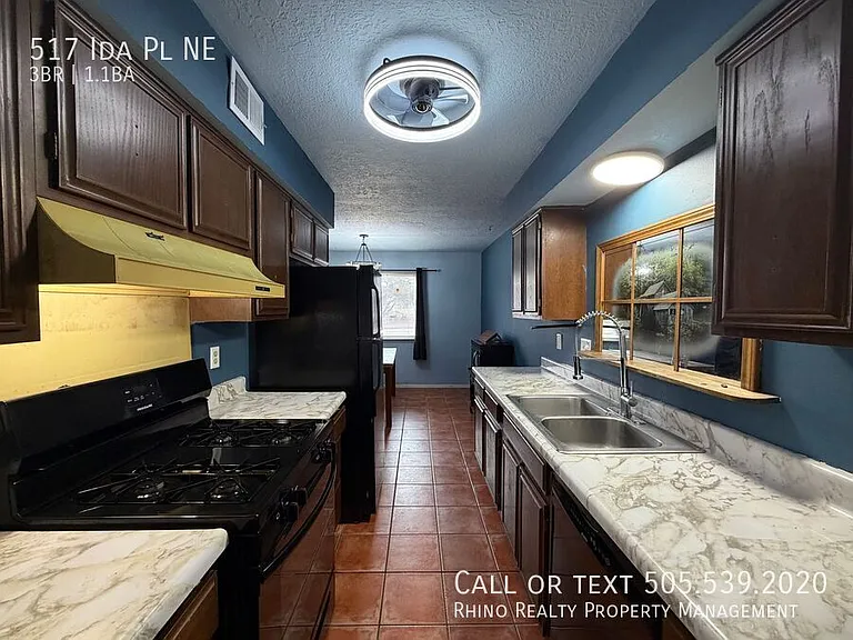 517 Ida Pl NE — Photo 8