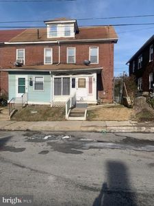 415 Maple Ave, Coatesville, PA, 19320