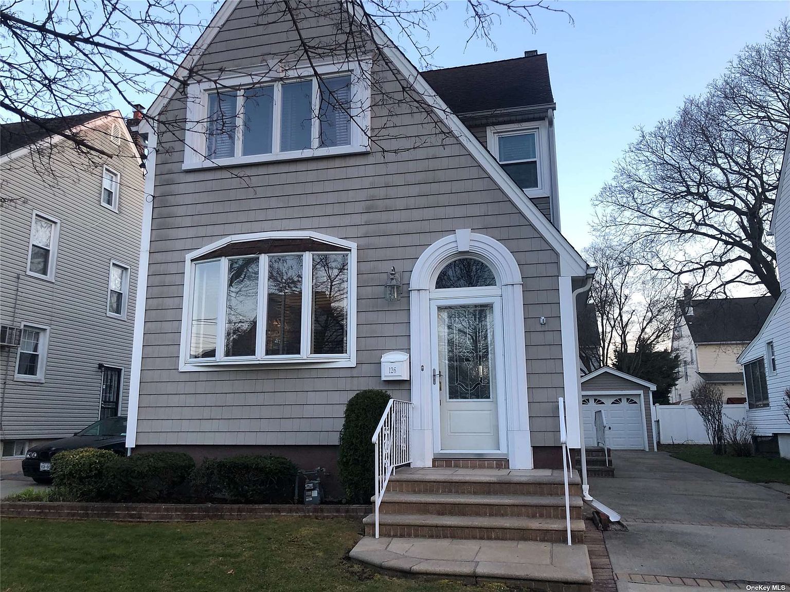 126 Munro Boulevard, Valley Stream, NY 11581 Zillow