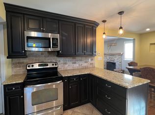 135 Birchwood Rd, Linden, NJ 07036