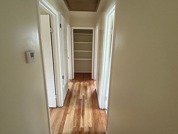 5th image of 1304 Nannette St