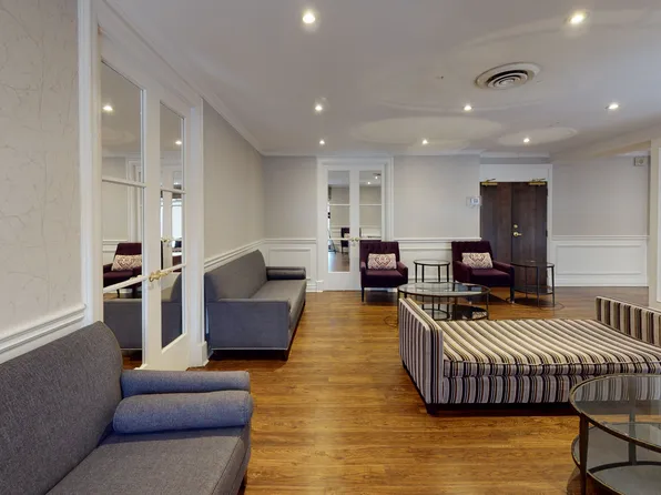 400 Walmer Road, 400 Walmer Rd, Toronto, ON M5P 2X7