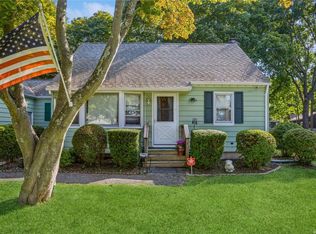 162 Waverly Ave, Medford, NY 11763
