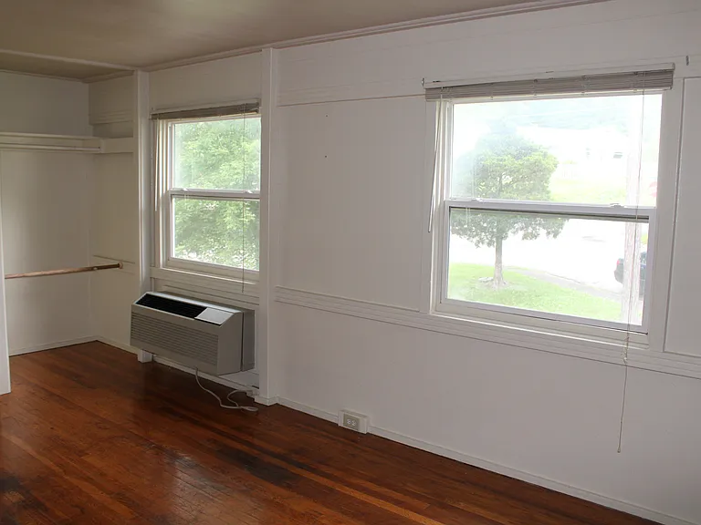 312 Florida Ave — Photo 4