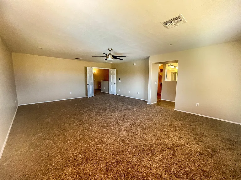853 W Calle Barbitas — Photo 28