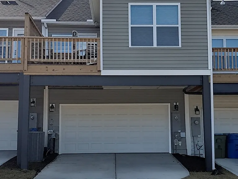 905 Robbie Jackson Ln — Photo 6