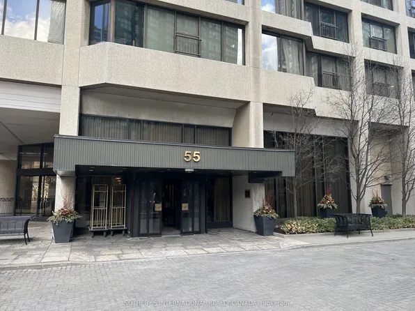 55 Harbour Sq #1414, Toronto, ON M5J 2L1