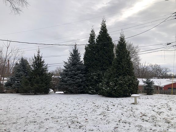 3rd image of 29 Green Hill Ct