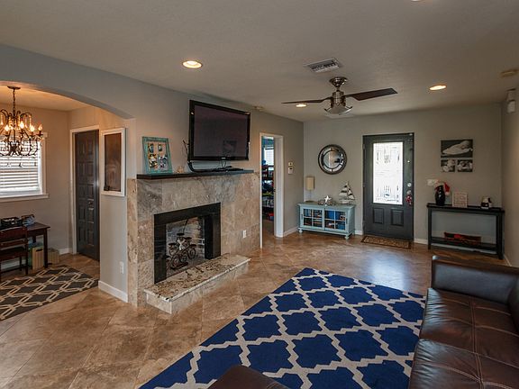 3rd image of 2620 Bass Lake Blvd