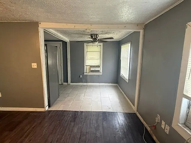 2 bed, 1.0 bath, 800 sqft, $1,500 — Photo 3