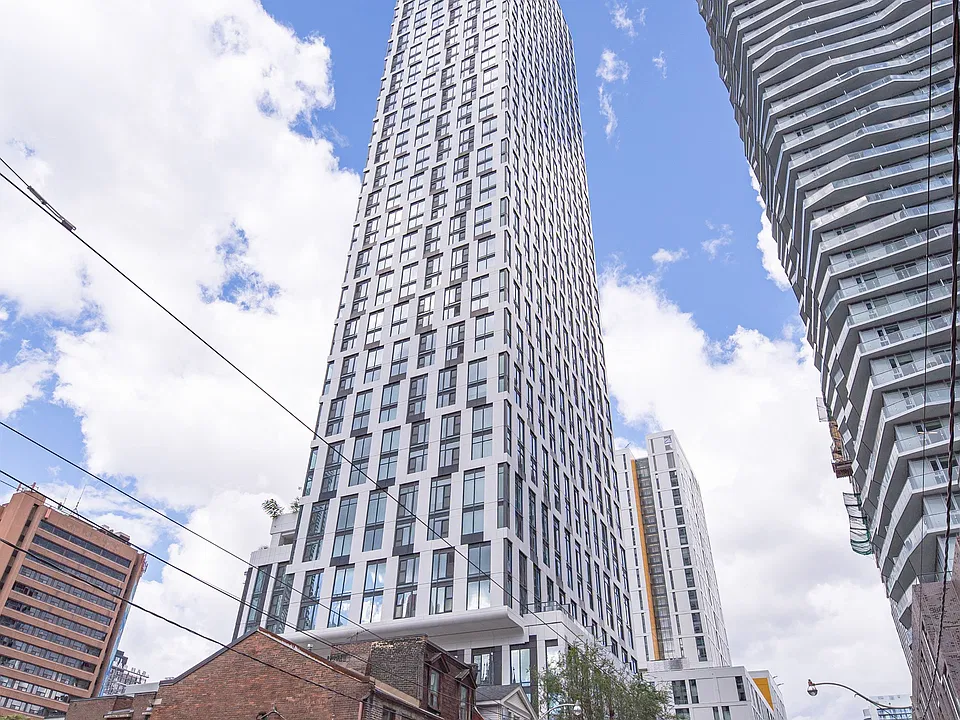252 Church St #4509