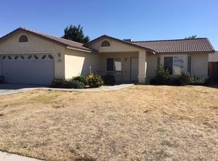 155 Curtiss Ln, Coalinga, CA 93210