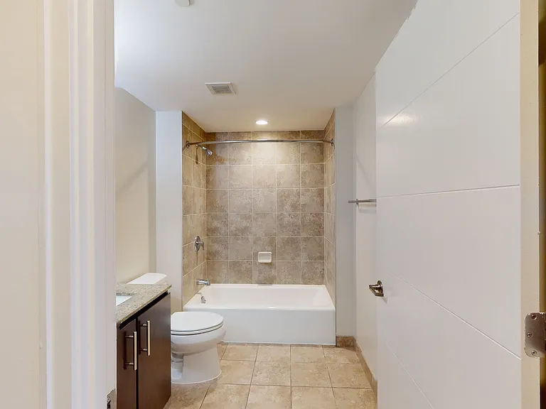 Eleven55 Ripley — Photo 39