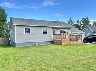 6 Water Street, Botwood, NL A0H1E0