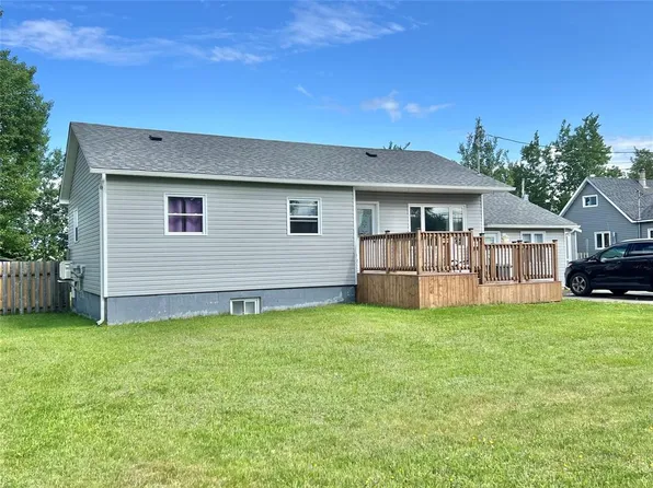6 Water Street, Botwood, NL A0H1E0
