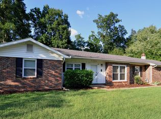 733 Lily Flagg Rd SE, Huntsville, AL 35802