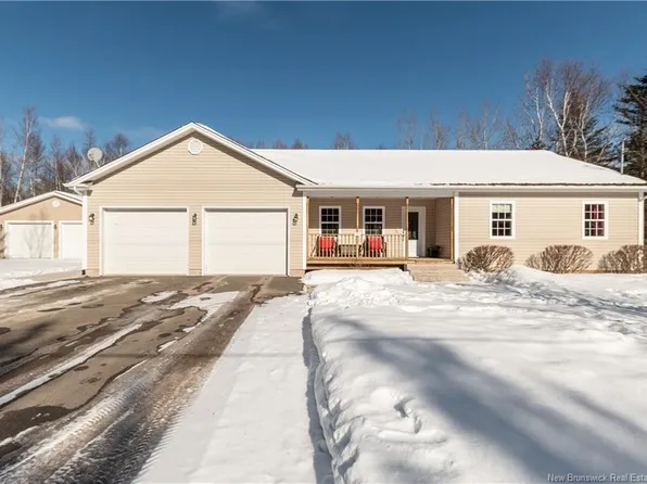 35 Norma St, Hillsborough, NB E4H 0A7