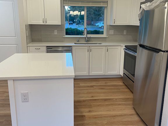 5th image of 6704 47th Street Ct W #6706