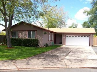 7134 A St, Springfield, OR 97478