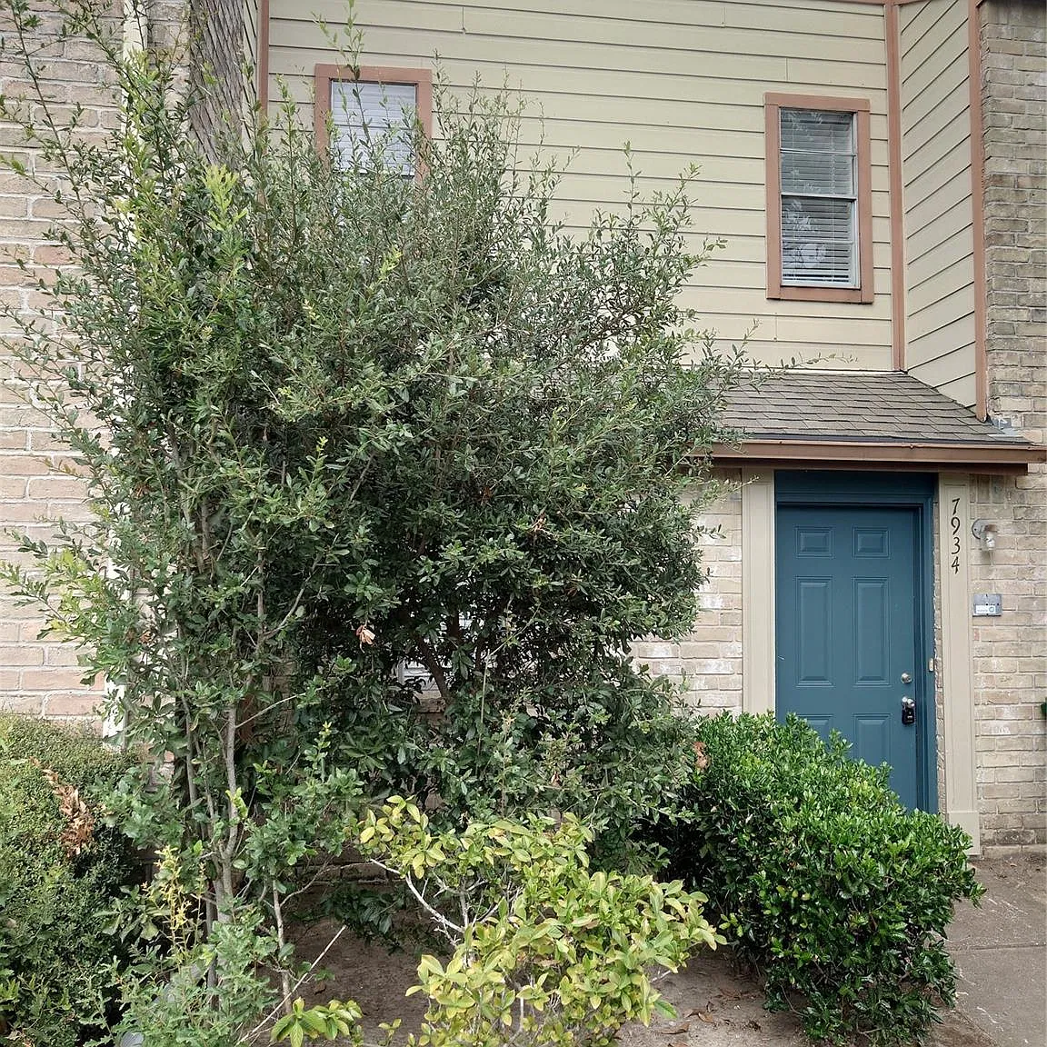 3 bed, 2.5 bath, 1443 sqft, $1,700 — Photo 1