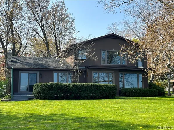 2001 Lake Rd, Youngstown, NY 14174