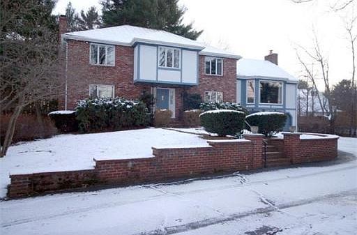 1st image of 15 Blue Hill Dr