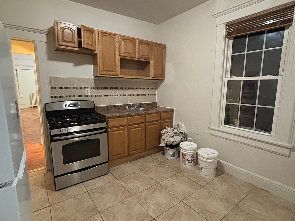 1st image of 208 Tompkins Ave APT 2N