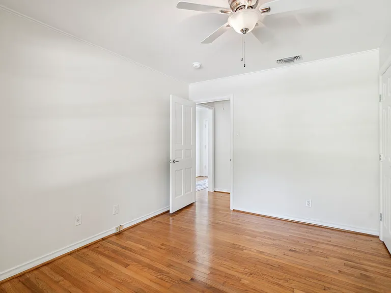 5530 Boca Raton Dr — Photo 31