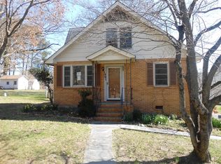 1901 Dinwiddie Ave, Hopewell, VA 23860