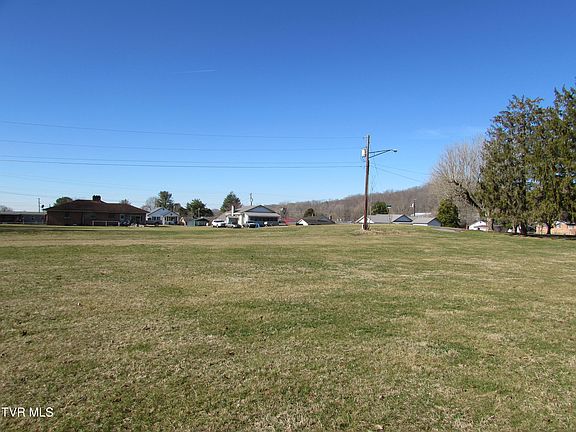 4th image of 0 Chester Ave