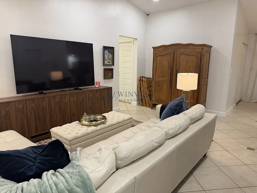 Charming 3-Bedroom Home in the Heart of Kendall! — Photo 4