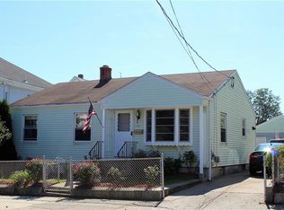 129 Pond St, Pawtucket, RI 02860