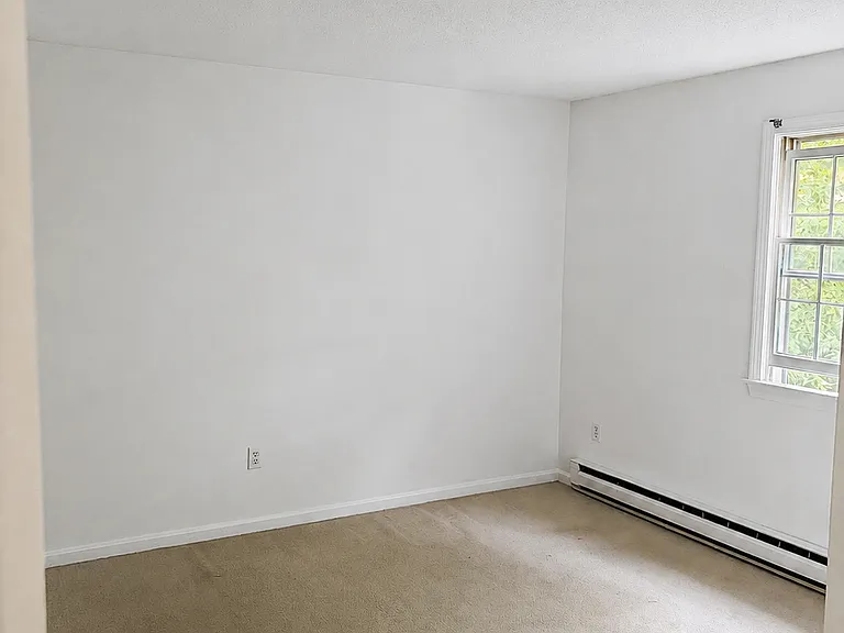 89 Lancaster Ave #B — Photo 10