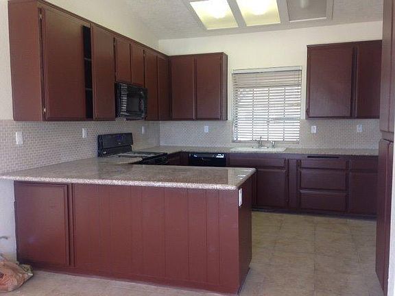 3rd image of 11255 Balsam Ave