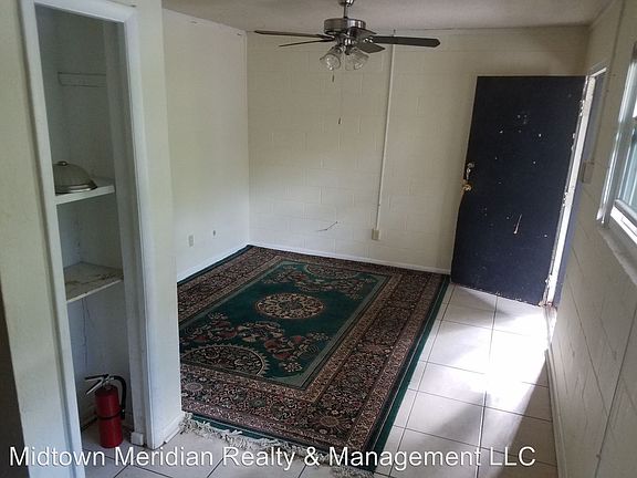 3rd image of 517 Yaeger St APT 24