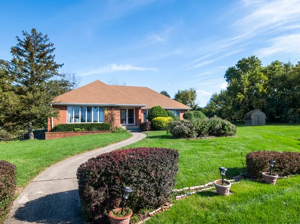 8120 Rosemere Ct, Willow Springs, IL 60480