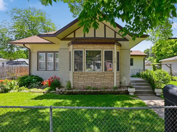 2125 Avenue E, Council Bluffs, IA 51501