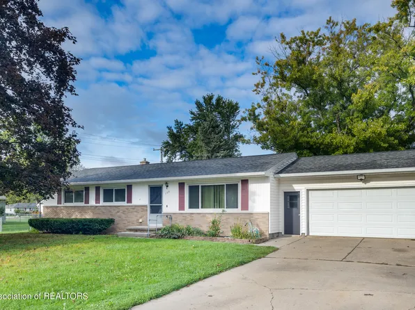 706 Arbor Vitae Dr, Lansing, MI 48917