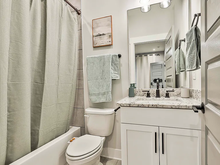 716 Katherine Johnson Ln — Photo 10